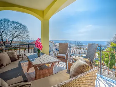 balcony-terrace