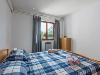 Ferienwohnung für 3 Personen (51 m²) in Tar 3/10