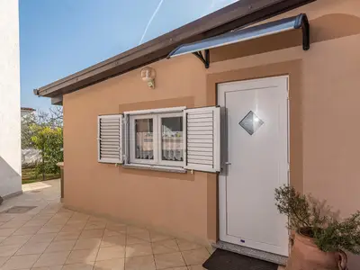 Ferienwohnung für 3 Personen (30 m²) in Tar 2/10