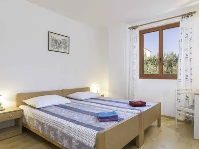 Ferienwohnung für 4 Personen (40 m²) in Tar 9/10