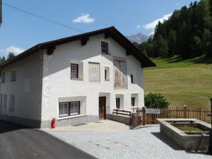 23843539-Ferienwohnung-6-Tarasp-300x225-4