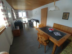 18369658-Ferienwohnung-4-Tarasp-300x225-3