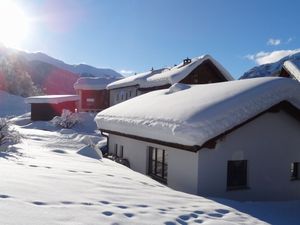 23837535-Ferienwohnung-4-Tarasp-300x225-2