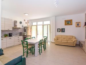 23952549-Ferienwohnung-7-Tarquinia-300x225-1