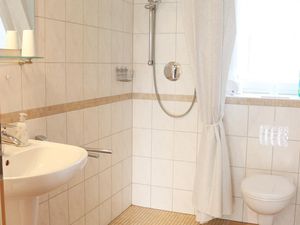 19117853-Ferienwohnung-5-Tating-300x225-5