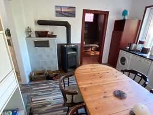 23987026-Ferienwohnung-4-Tating-300x225-0