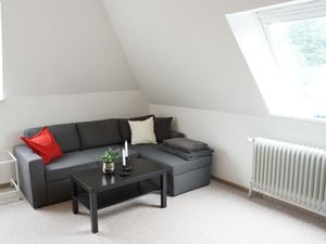 24013799-Ferienwohnung-3-Tating-300x225-1