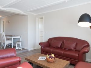 23967634-Ferienwohnung-3-Tating-300x225-3