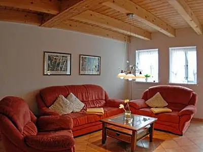 Wohnung Pole Poppenspäler Wohnraum