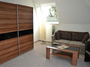 19273331-Ferienwohnung-3-Tating-300x225-3