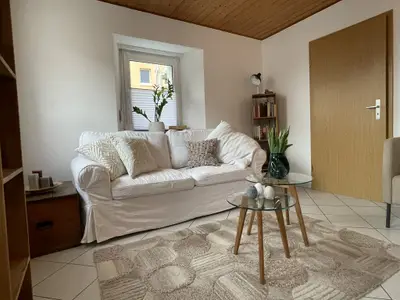 Wohnzimmer mit Schlafcouch