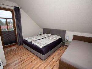 18712160-Ferienwohnung-5-Taucha (Sachsen)-300x225-5