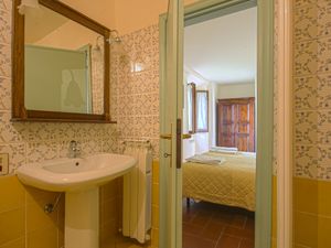 23849087-Ferienwohnung-4-Tavarnelle Val Di Pesa-300x225-1