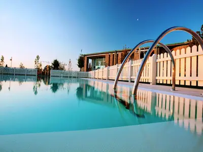 PoolOfHouse