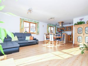 19335885-Ferienwohnung-5-Taxenbach-300x225-1