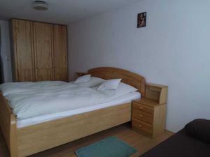 Schlafzimmer 2 mit Doppelbett