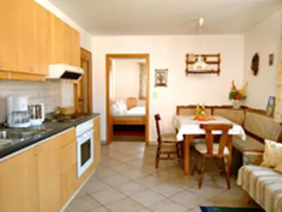 Wohnküche Wohnung Gertraud