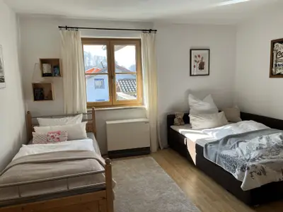 Schlafzimmer 2 (Einzelbett und Schlafcouch) Ansicht 2