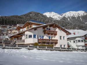 23102501-Ferienwohnung-6-Telfes im Stubai-300x225-1