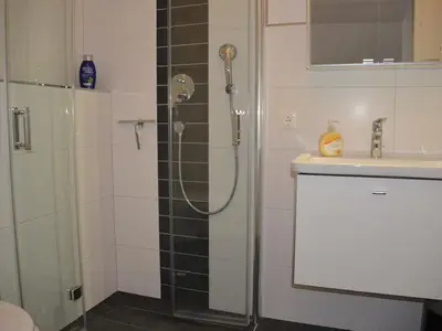 Badezimmer 2