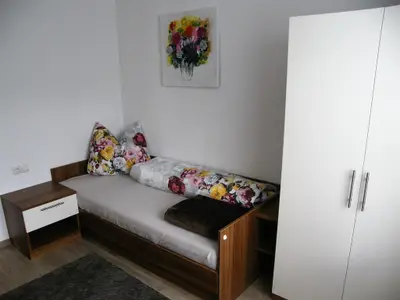 Schlafzimmer II TOP 4