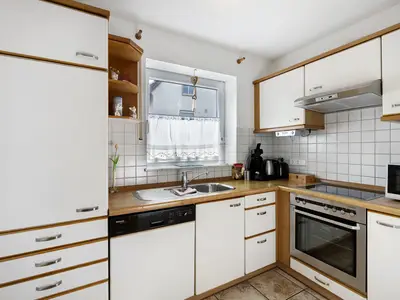 KITCHEN, INSIDE