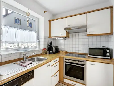 KITCHEN, INSIDE