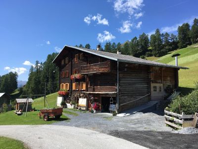 Wohnhaus im Sommer