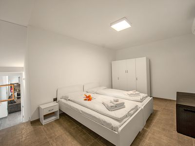 Zweites Schlafzimmer mit Doppelbett