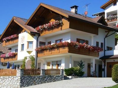 Haus mit Garten in ruhiger, sonniger Lage, Nähe Dorfzentrum