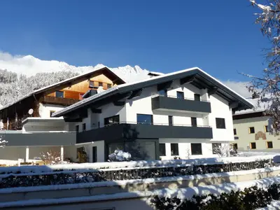 Hausansicht Winter 1