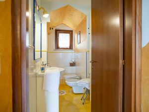 23862152-Ferienwohnung-4-Termoli-300x225-3