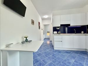 23862030-Ferienwohnung-4-Termoli-300x225-3