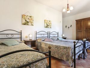 23849001-Ferienwohnung-8-Terricciola-300x225-1