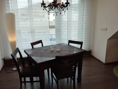Wohnzimmer_Esstisch