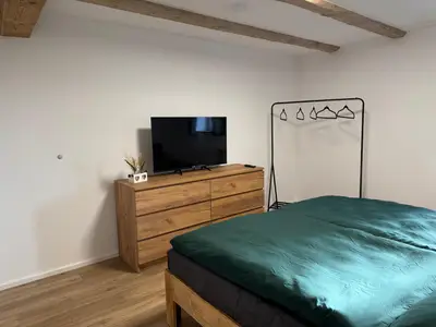 Schlafzimmer I (2)
