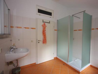 Badezimmer mit Du/WC - Ferienwohnung Theophano