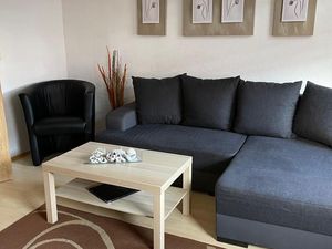 19291314-Ferienwohnung-8-Thale-300x225-1