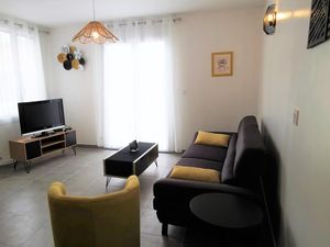 23371044-Ferienwohnung-4-Théza-300x225-5