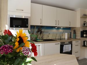 23886420-Ferienwohnung-3-Thiessow-300x225-4