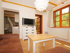 23069535-Ferienwohnung-4-Thiessow-300x225-5