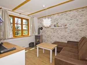 23956838-Ferienwohnung-4-Thiessow-300x225-3