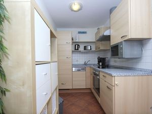 23957071-Ferienwohnung-4-Thiessow-300x225-4