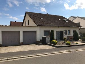 23083571-Ferienwohnung-4-Thüngersheim-300x225-0