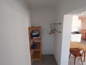 23085899-Ferienwohnung-4-Thüngersheim-300x225-5