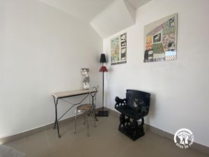 24027744-Ferienwohnung-2-Thuir-300x225-3