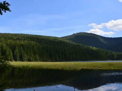 KleinerArbersee mit Blick zum großen Arber