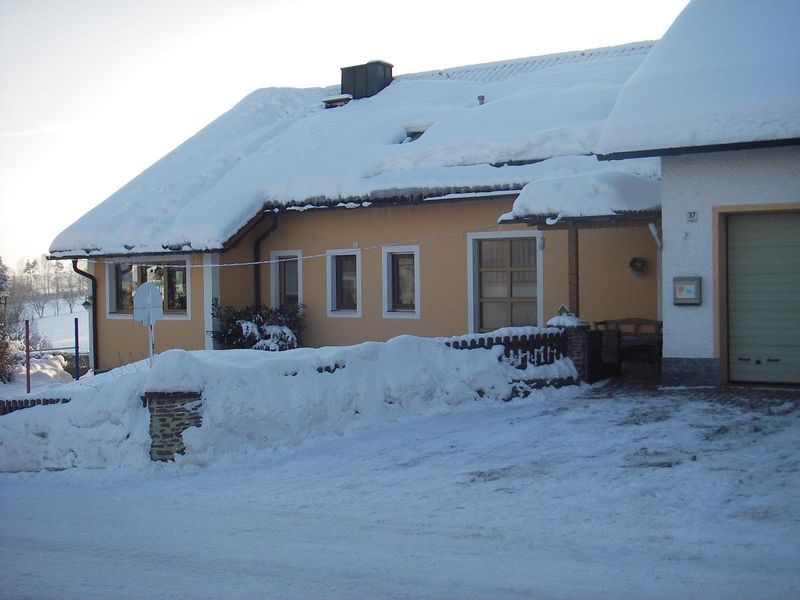 22764687-Ferienwohnung-6-Tiefenbach (Bayern / Oberpfalz)-800x600-2