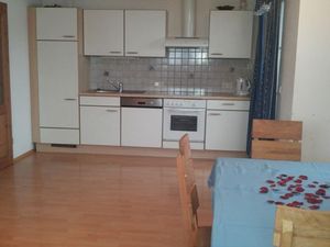 18589881-Ferienwohnung-5-Tiefgraben-300x225-4