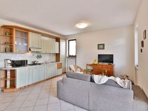 22351779-Ferienwohnung-6-Tignale-300x225-5